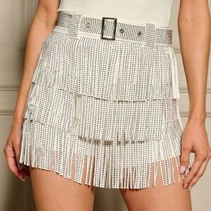 NWT nylon apparel white fringe skort Large (no belt)